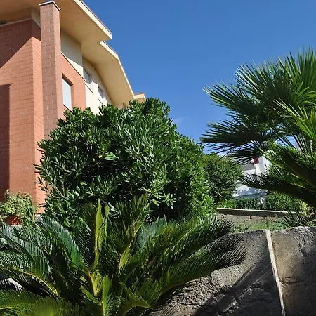 La Specchia Couette-café 4*